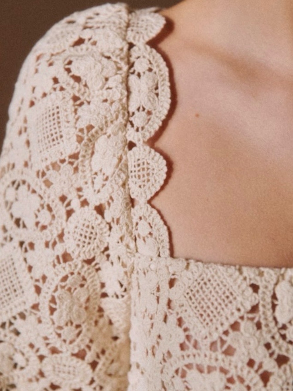 Sézane Alvere Blouse in Ecru - Picture 2 of 10